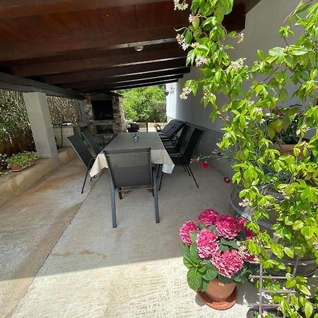 Apartman Varea Ližnjan المظهر الخارجي الصورة
