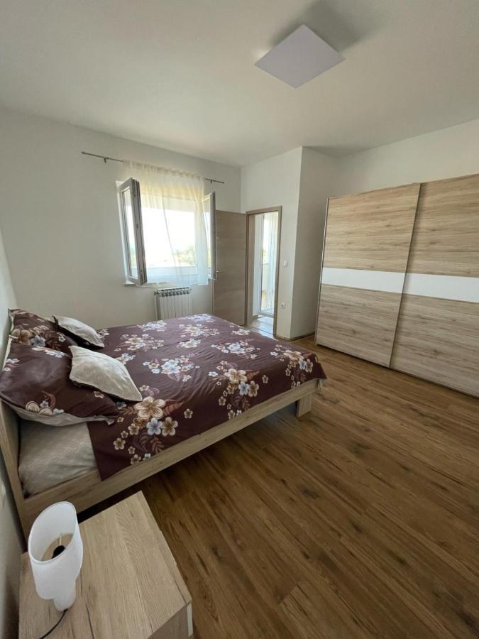 Apartman Varea Ližnjan المظهر الخارجي الصورة